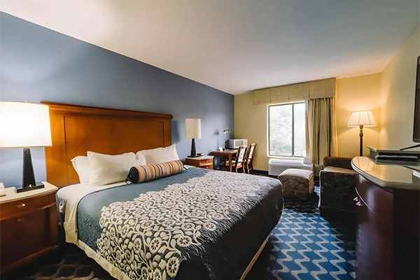 Best Western Niantic - Before Renovation