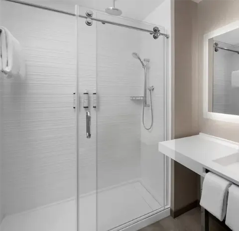 Cultured Marble Shower Surrounds