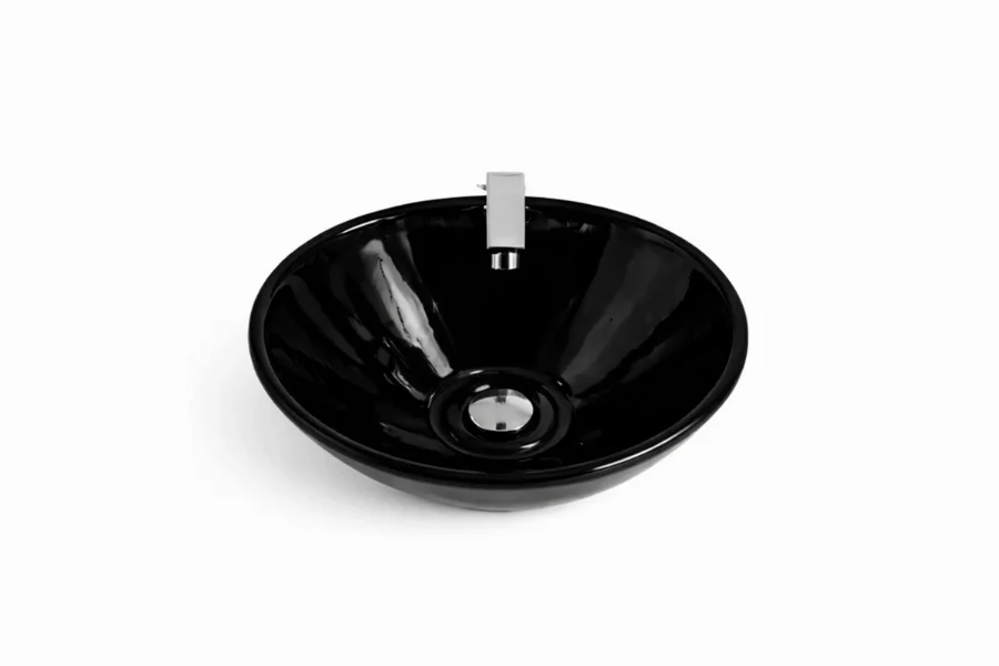 Architectural soft-edge square sink providing a clean, minimalist look with a comfortable, ergonomic feel.
