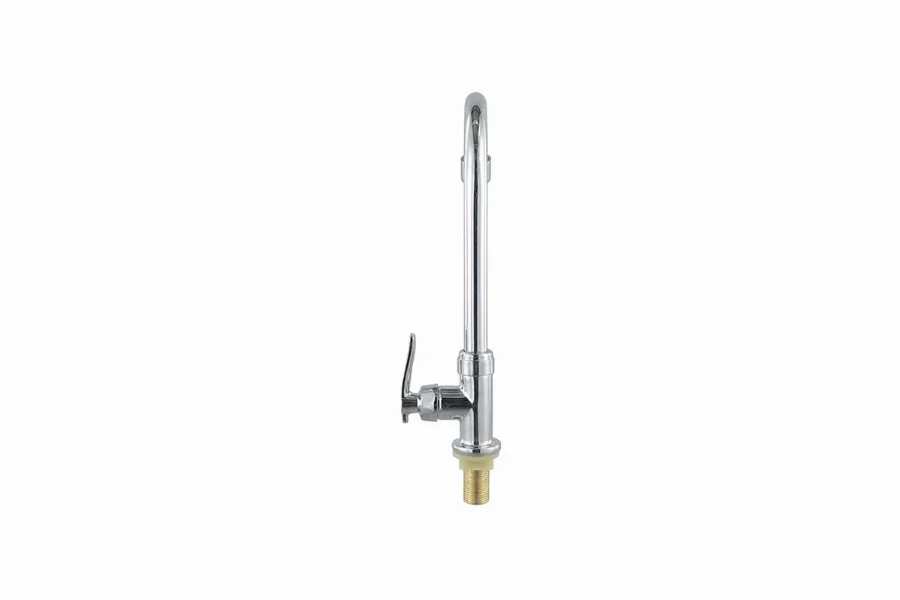 Sturdy curved-spout faucet for a sophisticated commercial ensuite