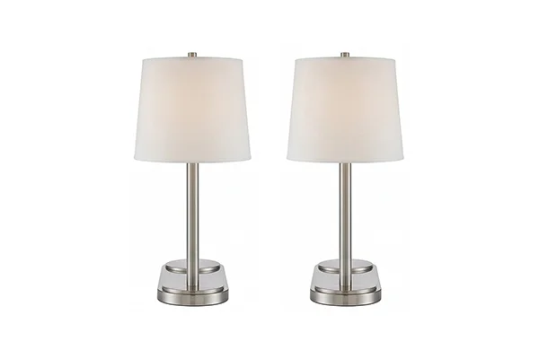 Straight Stem Minimal Lamp