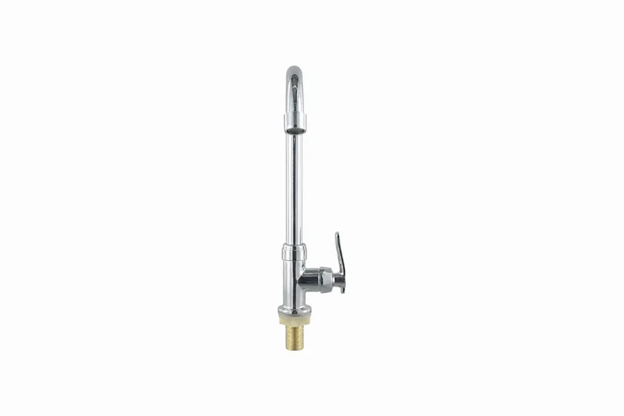 Traditional basin faucet in a premium finish for boutique suites