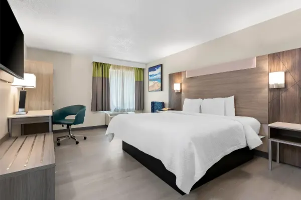 Quality Inn Sandersville, GA