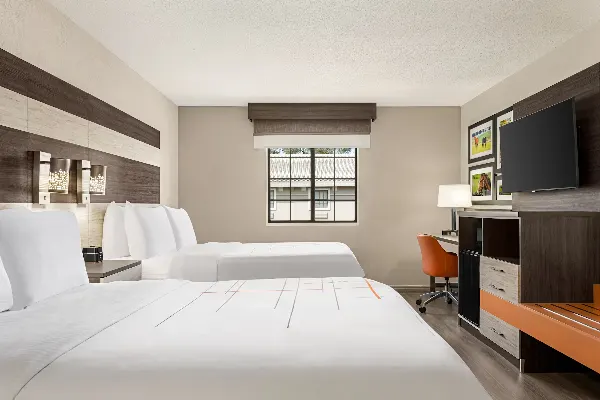 Approved Casegoods - La Quinta Inn, Lexington/Horse Park, Kentucky