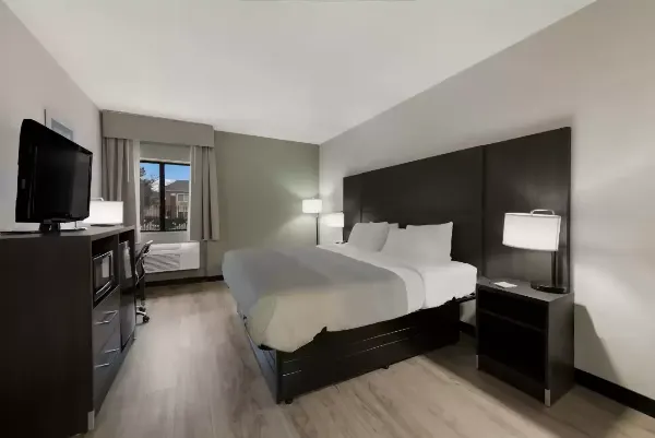 Quality Inn Merriam Kansas City