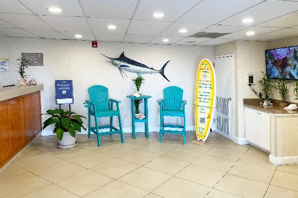 Days Inn & Suites by Wyndham Navarre - near Beaches/Hurlburt