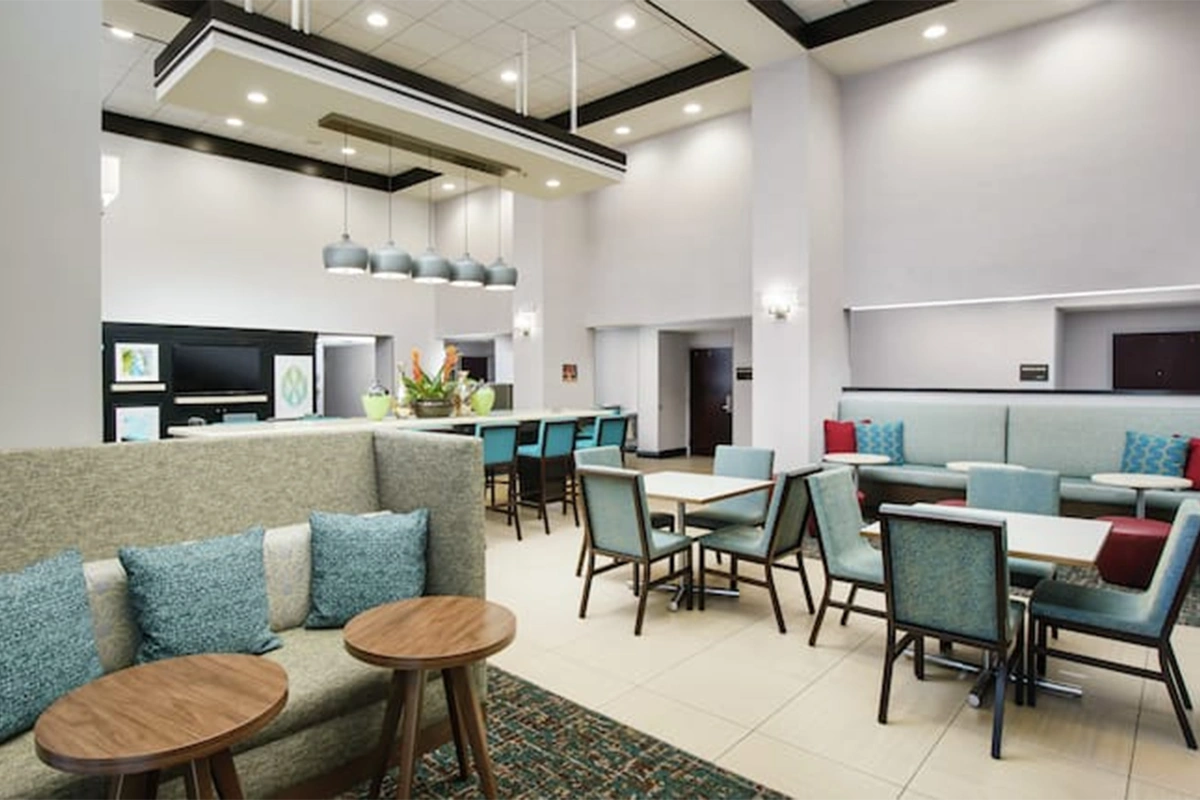 Hampton Inn & Suites Ft. Lauderdale West-Sawgrass Furniture