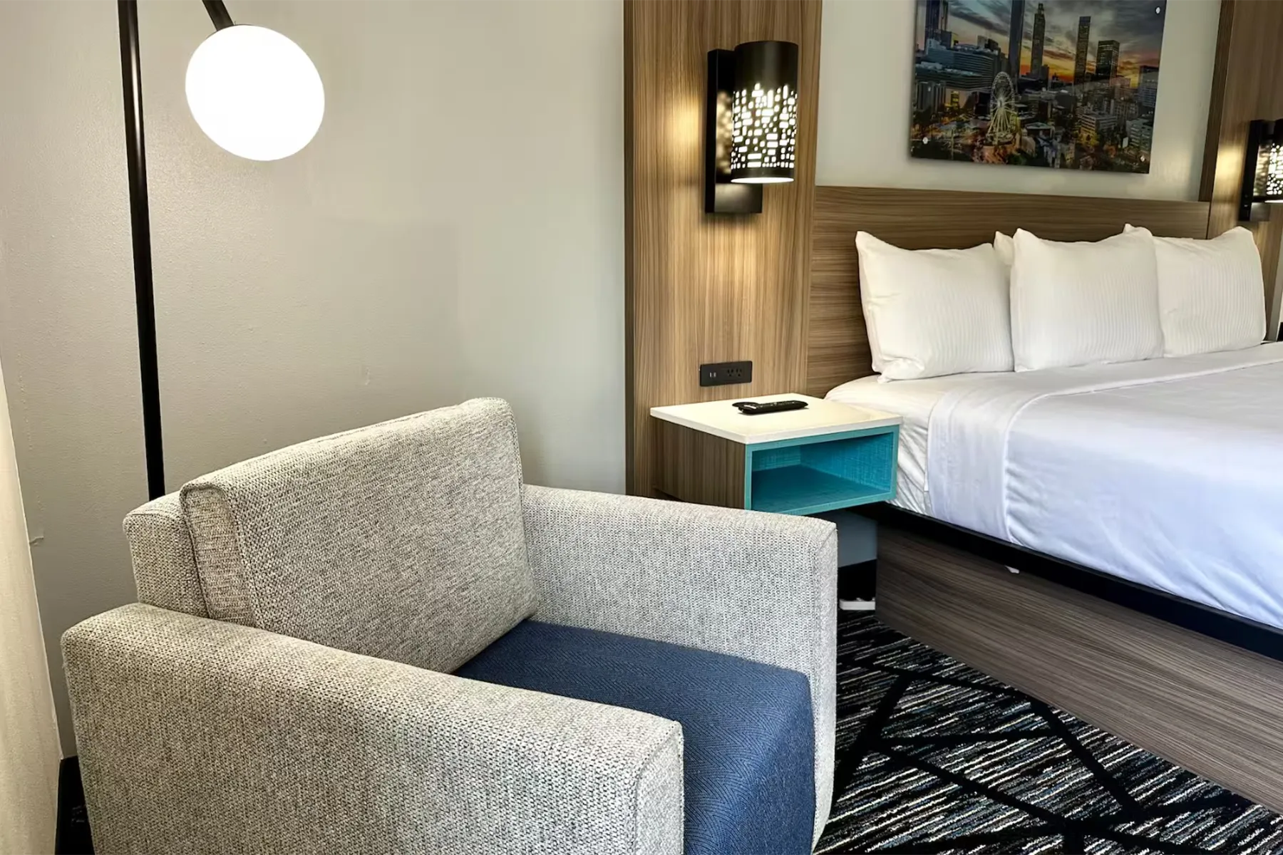 La Quinta Inn & Suites by Wyndham Atlanta Roswell
