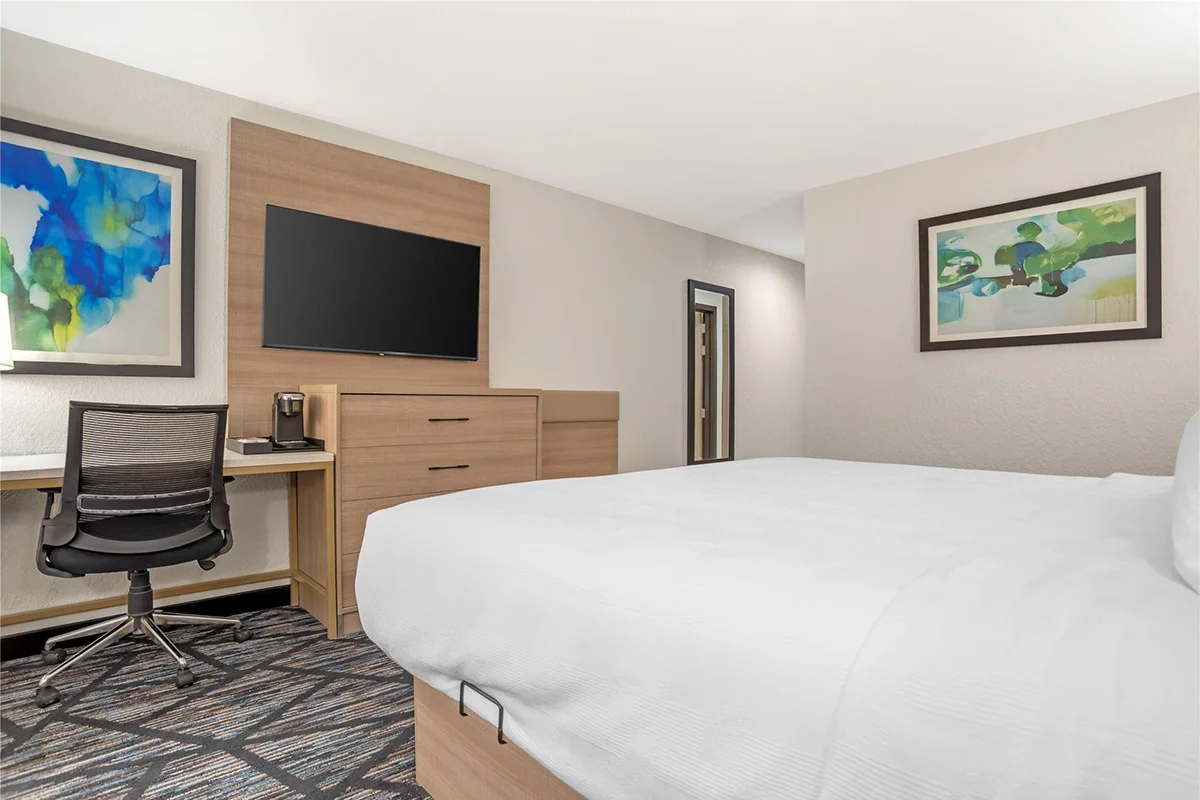Best-Western-Plus-D'Iberville hotel furniture