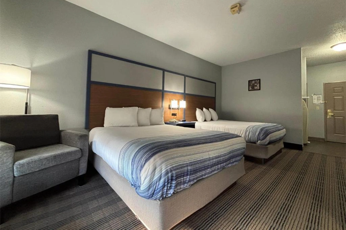 AmericInn by Wyndham Galesburg IL