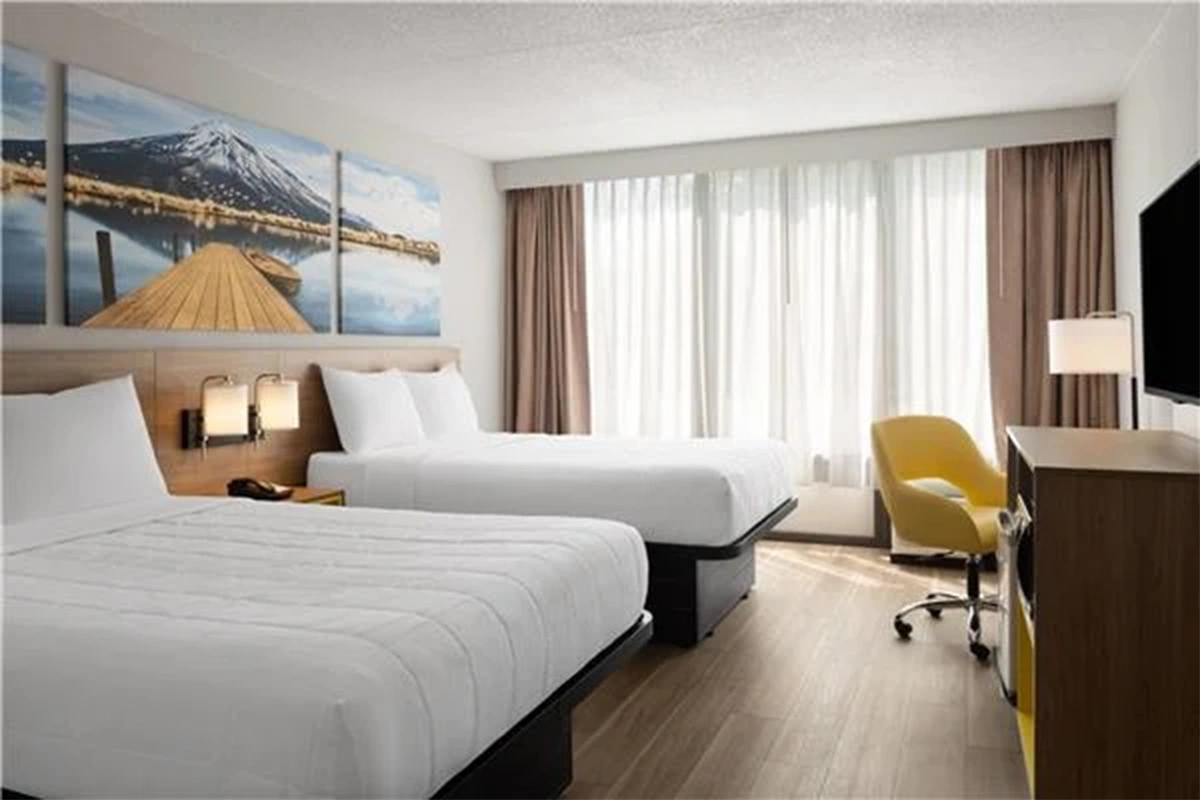 Days Hotel by Wyndham Williamsburg I-64 furniture