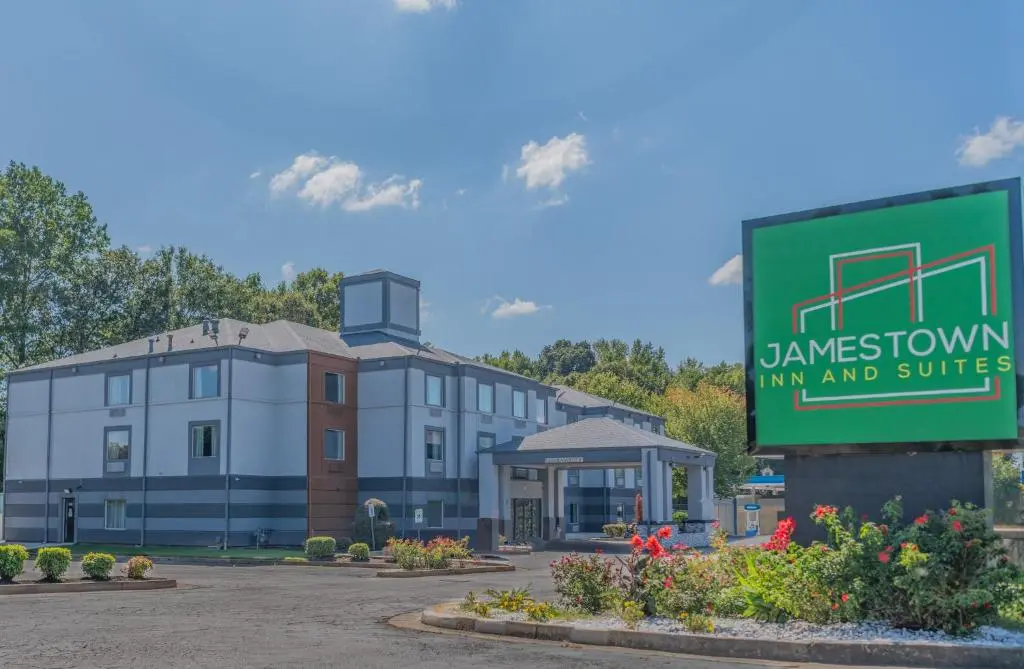 Jamestown Inn And Suites