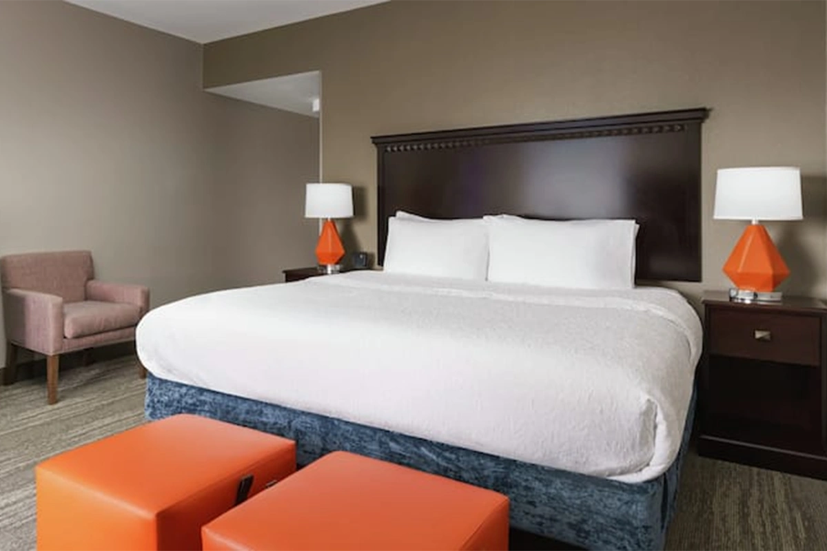 Hampton Inn & Suites Ft. Lauderdale West-Sawgrass Furniture