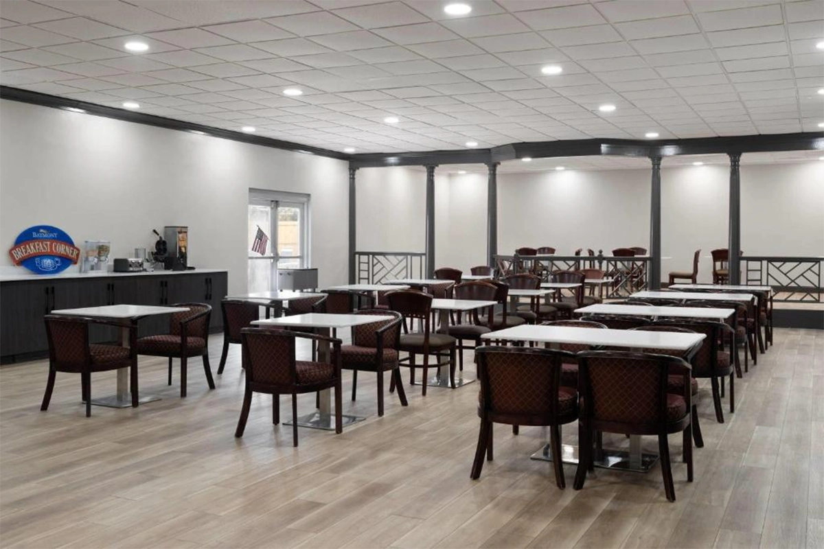 Days Hotel by Wyndham Williamsburg I-64 furniture